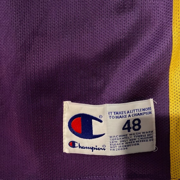 Vintage Champion Kobe Bryant Los Ángeles Lakers Jersey - Picture 6 of 6